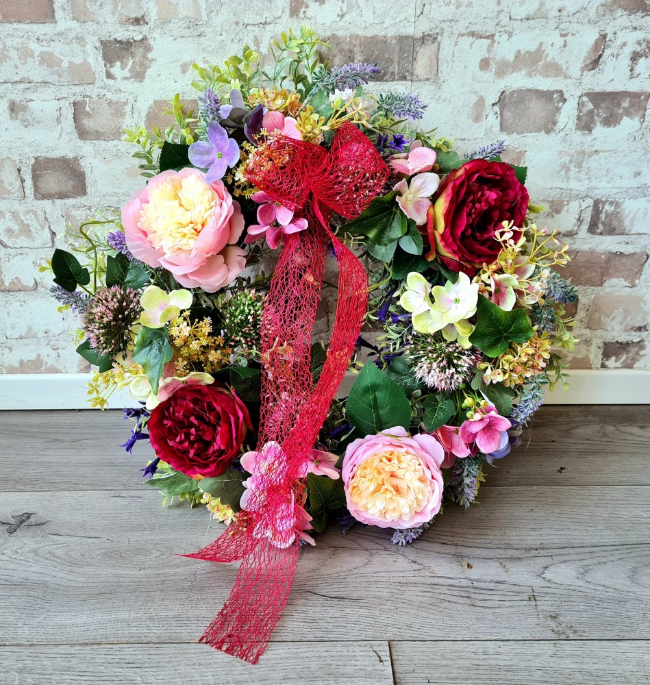 Gallery Local Florist Scunthorpe Daisy Chain Florist